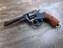 Охолощенный списанный шумовой револьвер Наган Р-412 (Байкал, 10ТК, 1930 года)