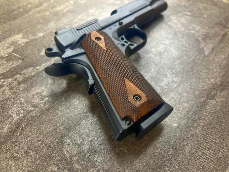 Сигнальный пистолет K1911 KURS Classic (Colt) кал. 5,5 мм под 10ТК, черный