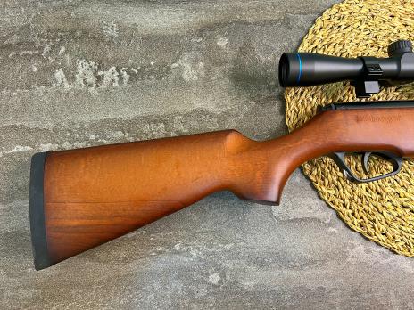 Пневматическая винтовка Stoeger X10 Wood Combo (оптика 4х32, дерево) 4,5 мм