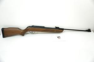 Пневматическая винтовка Gamo Hunter 440 (дерево,  3 Дж) 4,5 мм